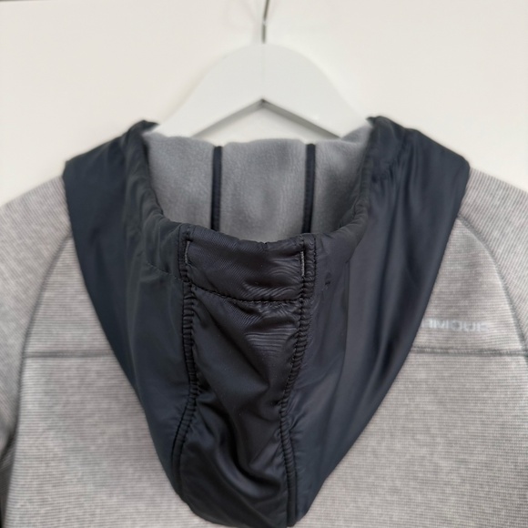 Under Armour Women's Full Zip Hoodie Grey and Green Loose Cold Gear Storm. Sz XS - Picture 5 of 13